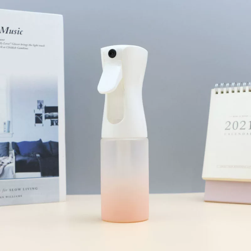 Ultra-Fine Mist Spray Bottle · 200 ml